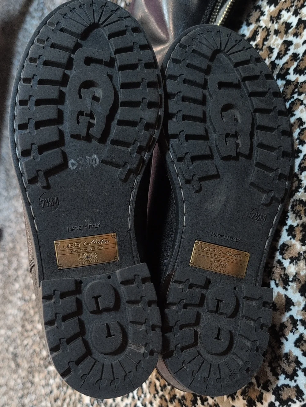 UGG collection sleek